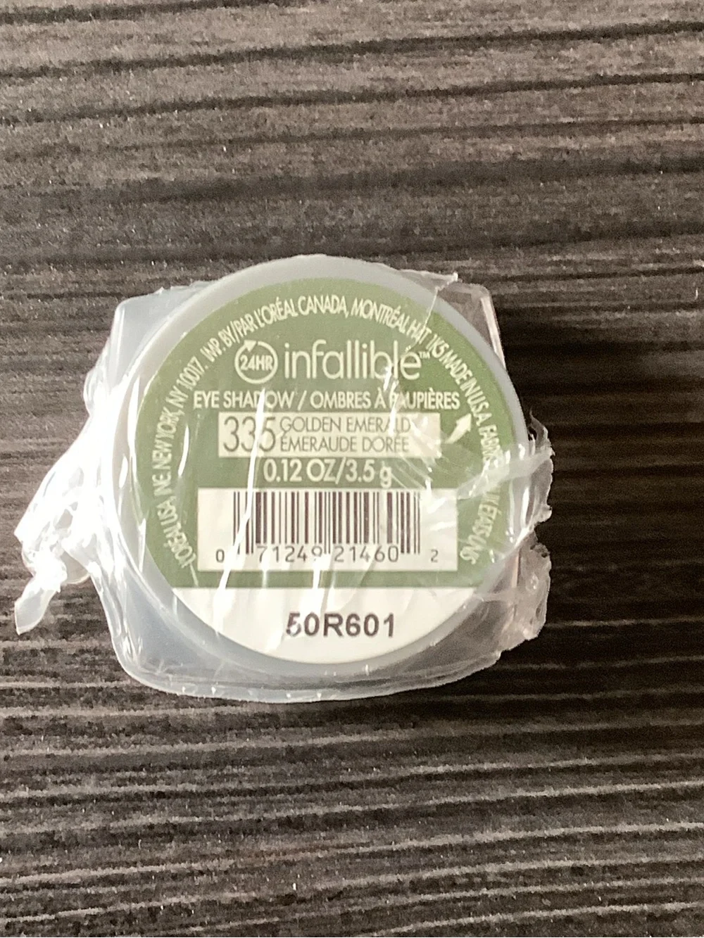 L’Oréal Infallible 24HR Eyeshadow 335 Golden Emerald New Unopened